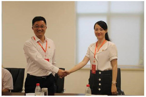 共青团英国365上市公司第五届委员会一次全会