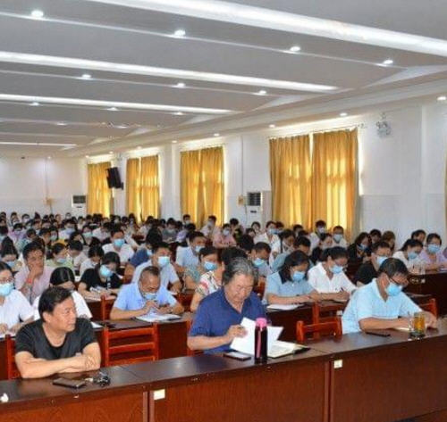 全面提升教师队伍素质培训开班仪式