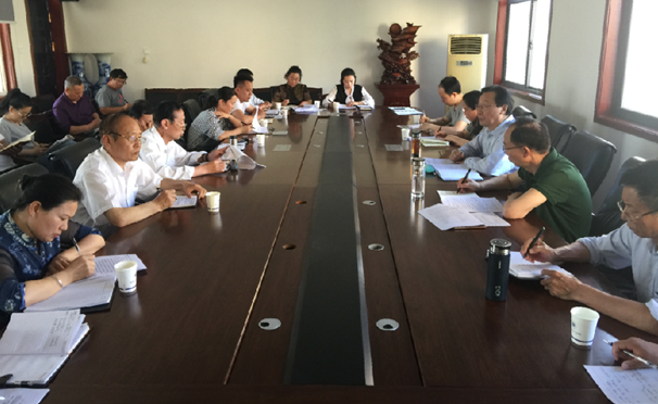 期中教学检查工作总结会