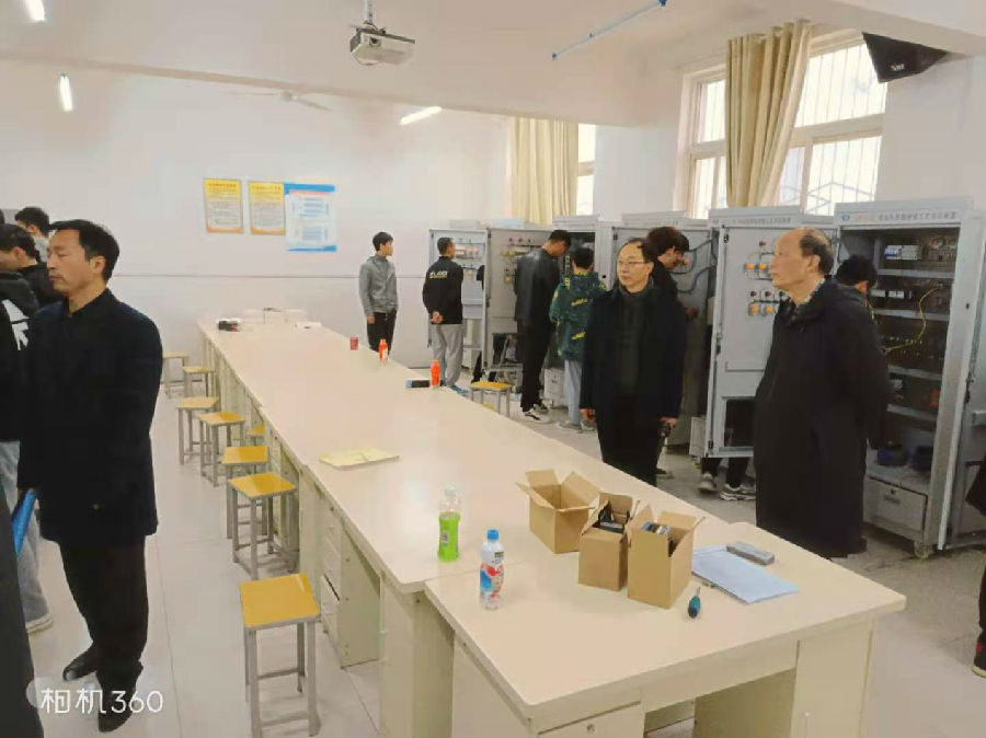 院领导深入教学一线检查指导工作