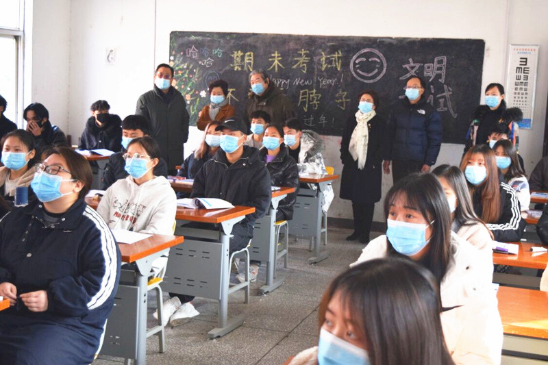 院领导巡视检查期初教学工作